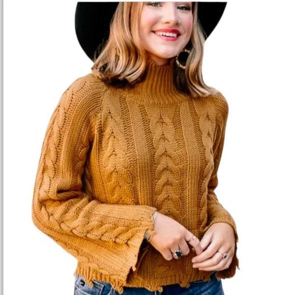 Elan Sweater - Picture 3 of 9